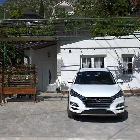 Vikendica Little Vine House Mostar